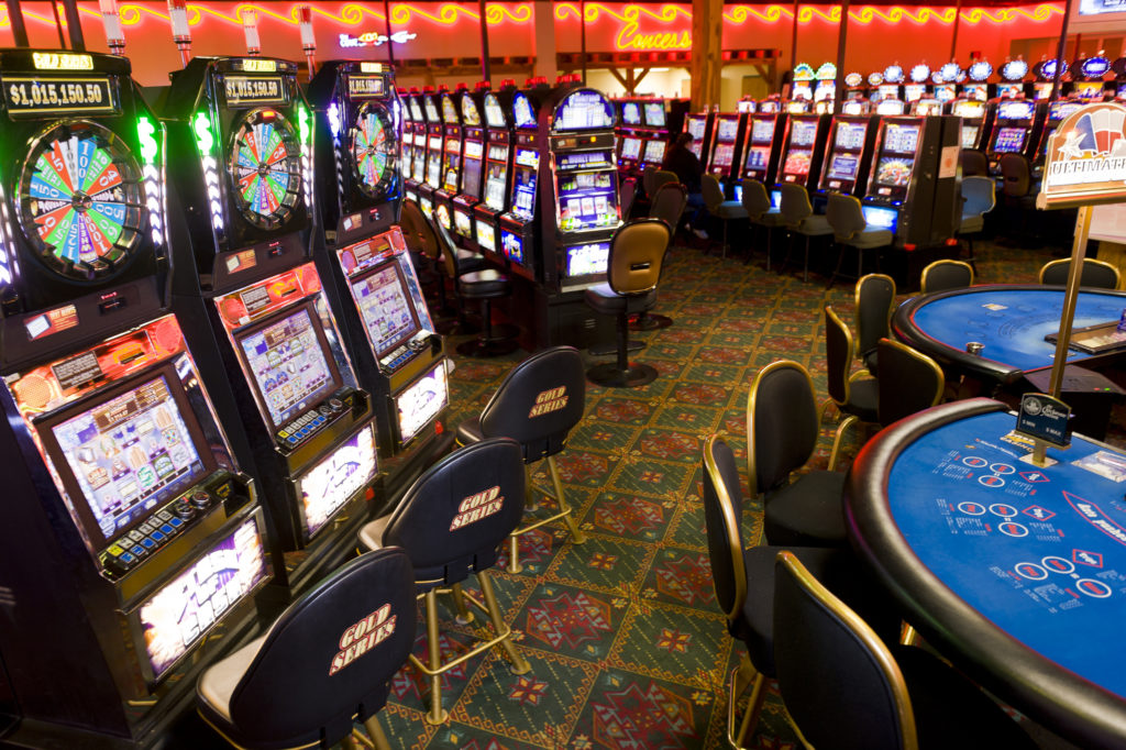 Poker Masasında Kazanma Sanatı: İleri Düzey Bahis Teknikleri